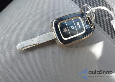 2017 Honda Civic Lx z USA, uszkodzony, nr VIN 19XFC2F58HE028261